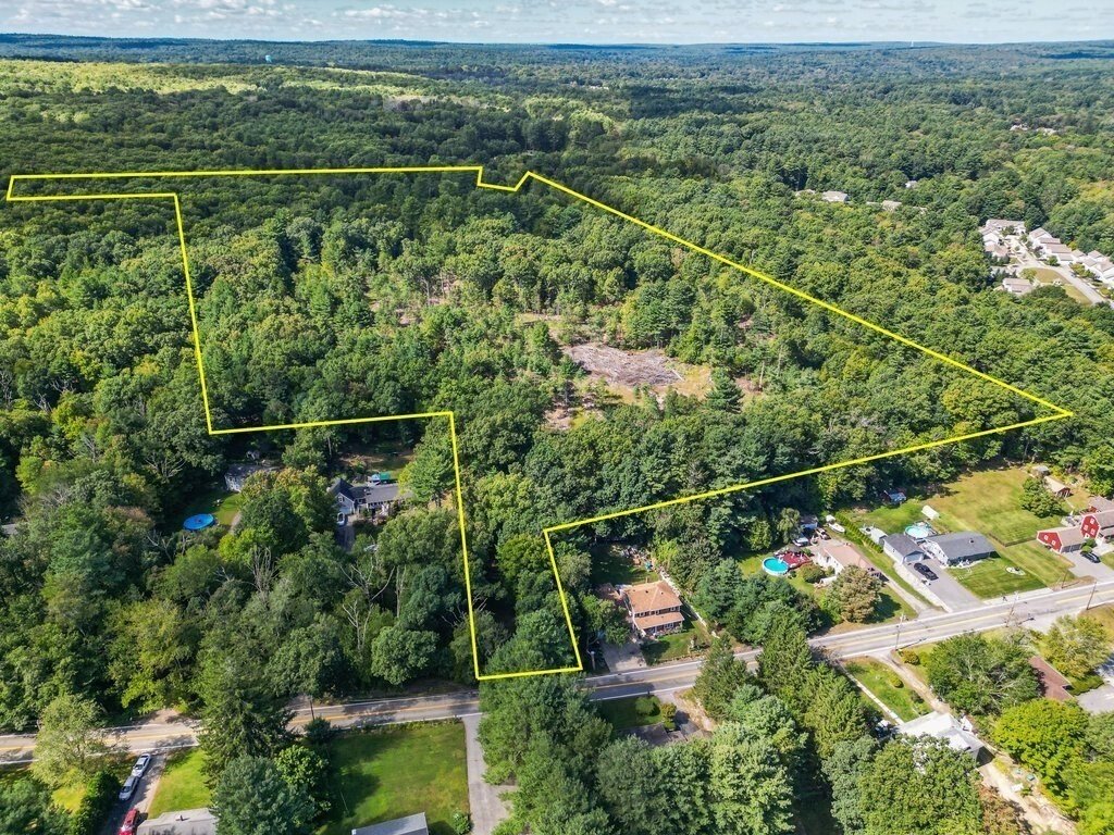 Terrain à Burrillville, Rhode Island, États-Unis 1 - 16572199