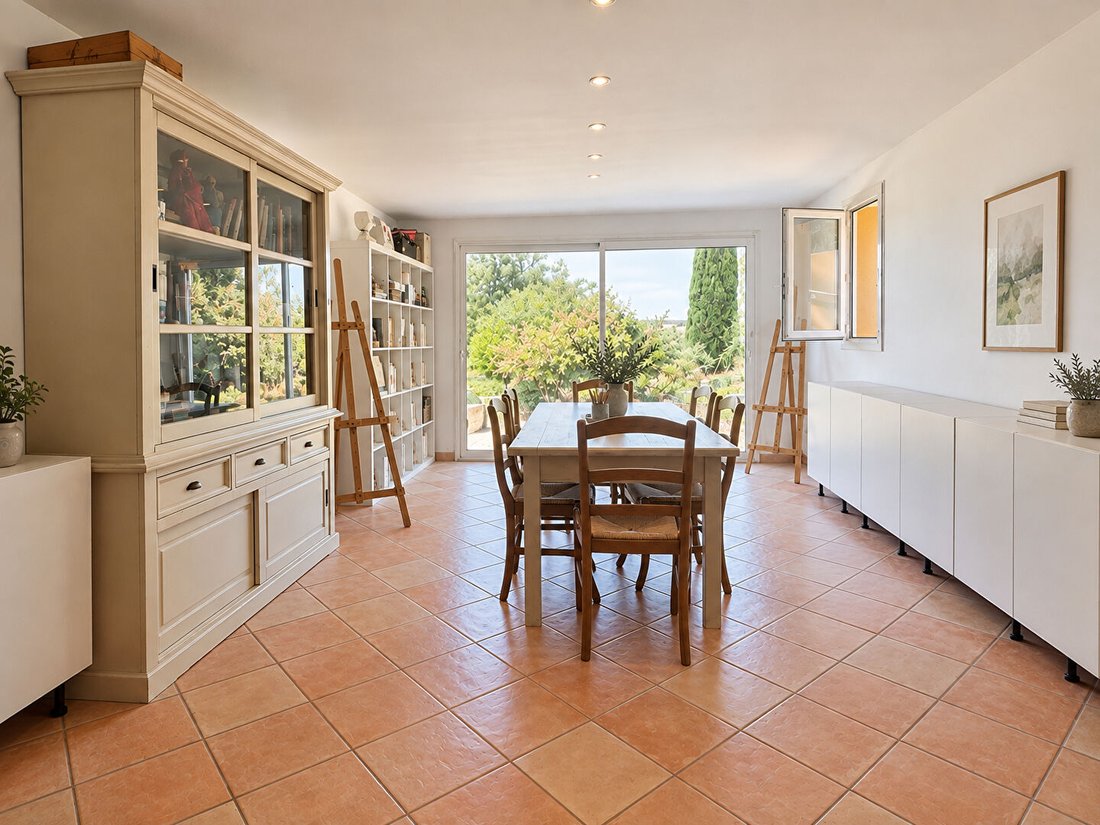 Villa in Ancien Hôpital, Beziers, France 2 - 18924251