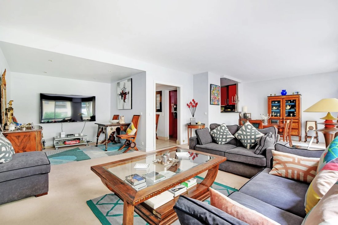 Apartment in Invalides, Paris 7e Arrondissement, Paris 4 - 18927459