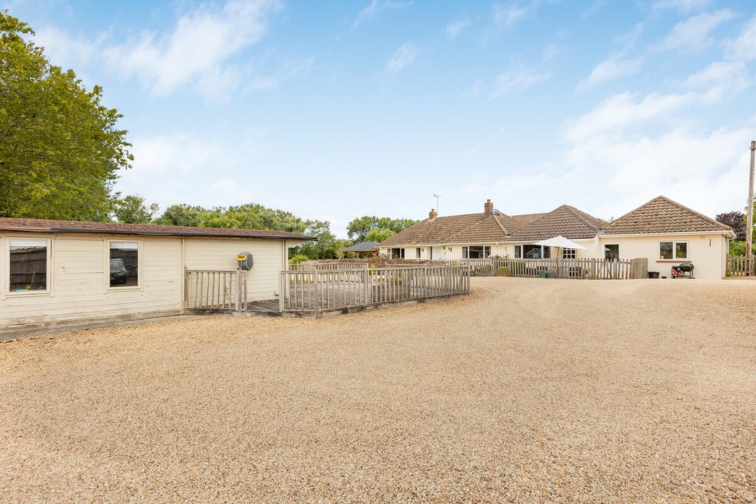 House in Didcot, England 2 - 18925323