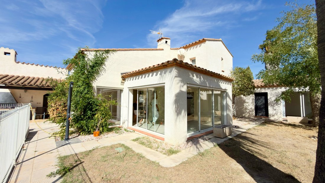 Villa in Saint-Cyprien, Occitania, France 1 - 18927290