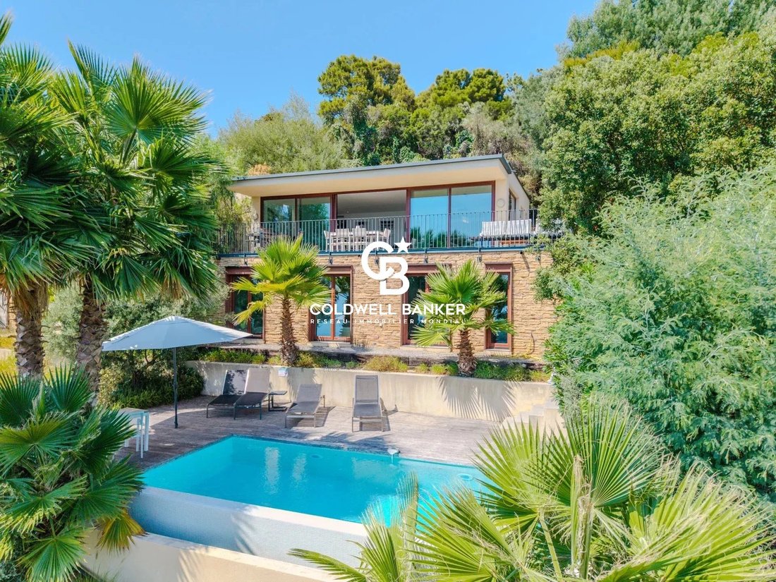 Villa in Rayol-Canadel-sur-Mer, Provence-Alpes-Côte d'Azur, France 4 - 16541102