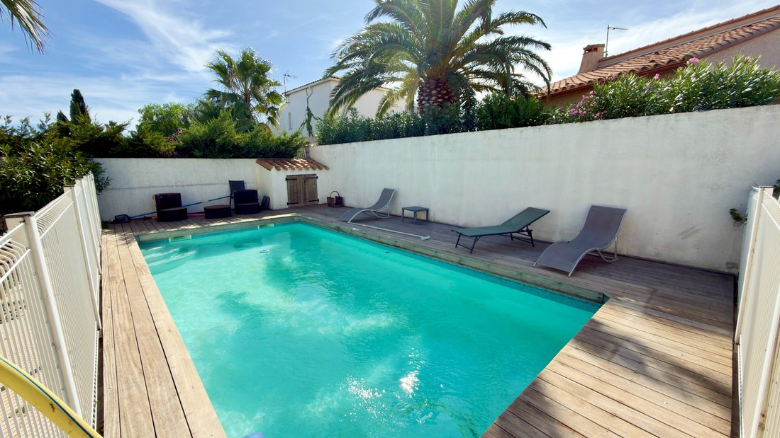 Villa in Saint-Cyprien, Occitania, France 2 - 18927290