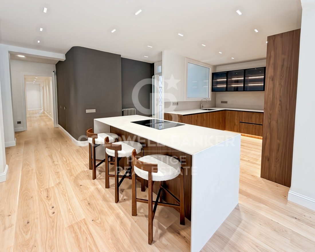 Apartment in Eixample, Barcelona, Spain 5 - 18926728