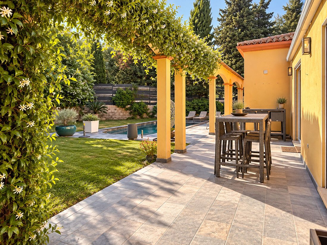 Villa in Ancien Hôpital, Beziers, France 5 - 18924251