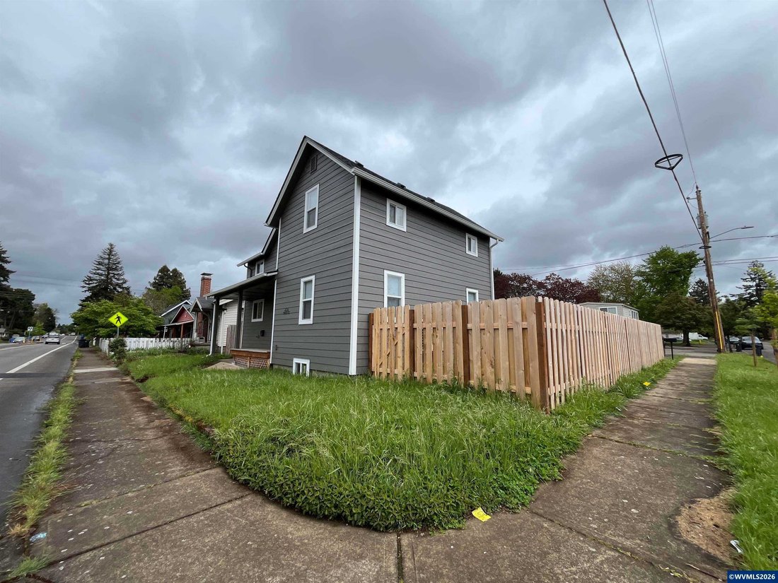 House in Salem, Oregon, United States 3 - 18925077