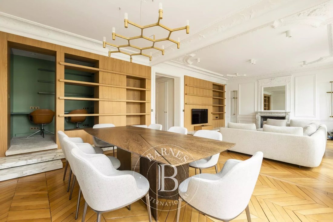 Apartment in Notre Dame des Champs, Paris 6e Arrondissement, Paris 4 - 17837371
