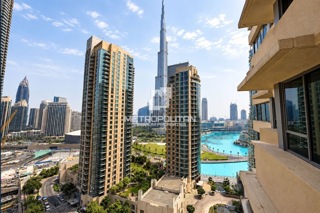 Apartment in Burj Khalifa Lake, Downtown Dubai, Dubai 1 - 18924178