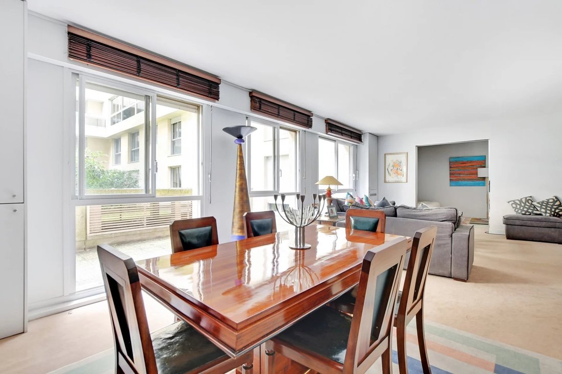 Apartment in Invalides, Paris 7e Arrondissement, Paris 3 - 18927459