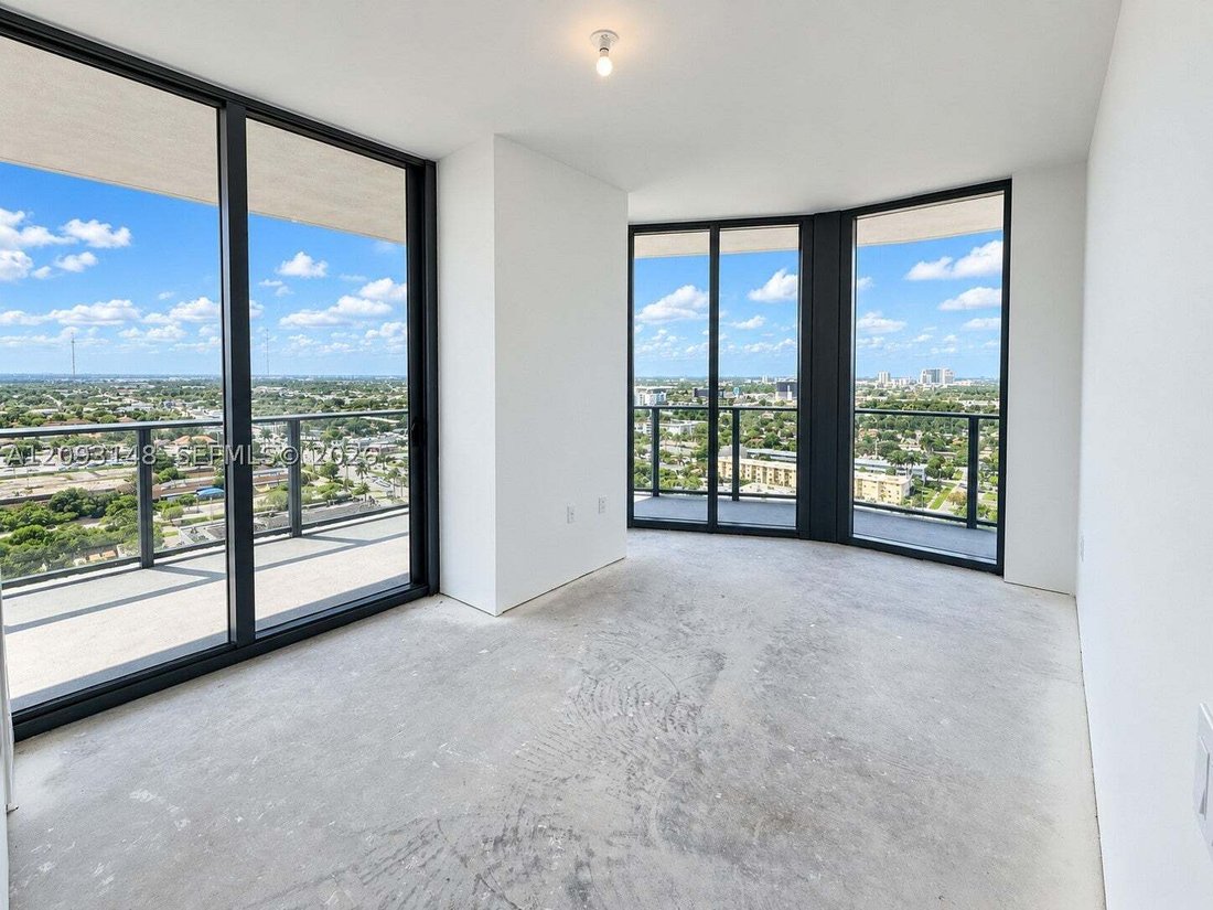 Condo in Hallandale Beach, Florida, United States 5 - 18926119