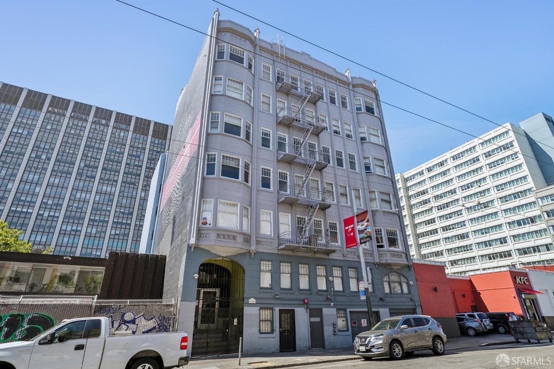 San Francisco, California, United States 5 - 18925098