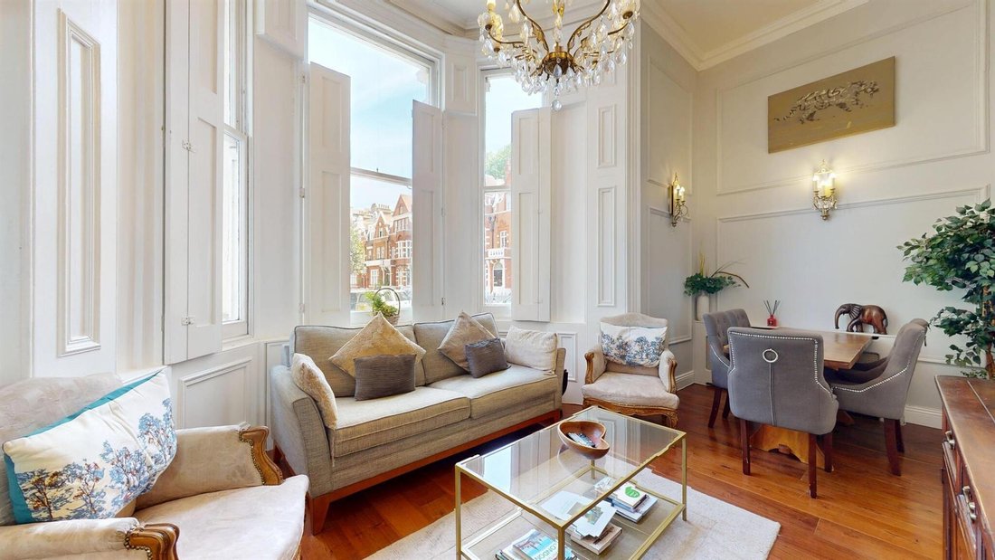 Apartment in Earls Court, Kensington And Chelsea, England 2 - 18926064