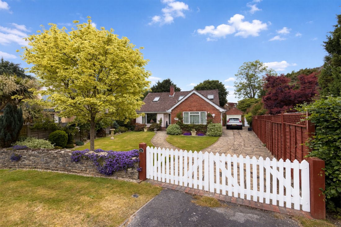 House in Liphook (Bramshott and Liphook), Liphook, England 1 - 18925748