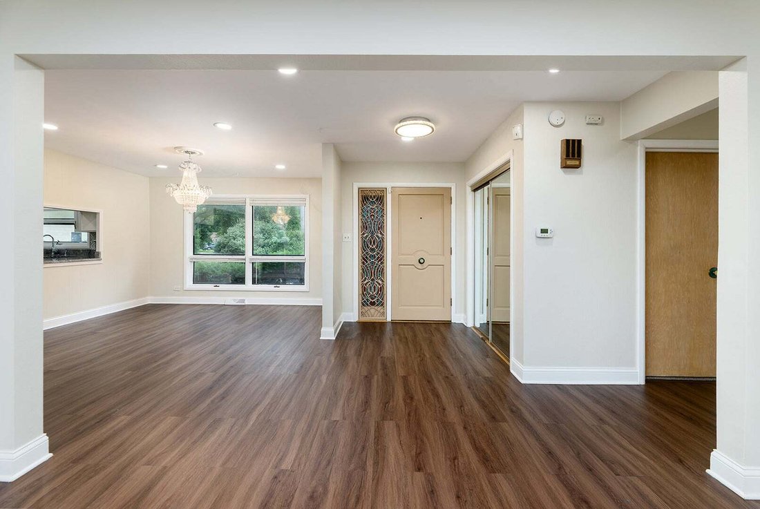 House in Park Ridge, Illinois, United States 5 - 18926397