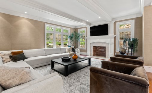 House in Weston, Massachusetts, United States 1