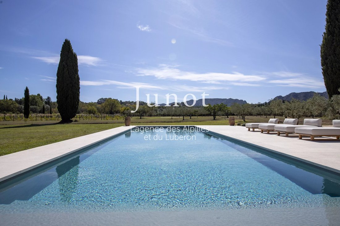 Country House in Eygalières, Provence-Alpes-Côte d'Azur, France 3 - 18014488