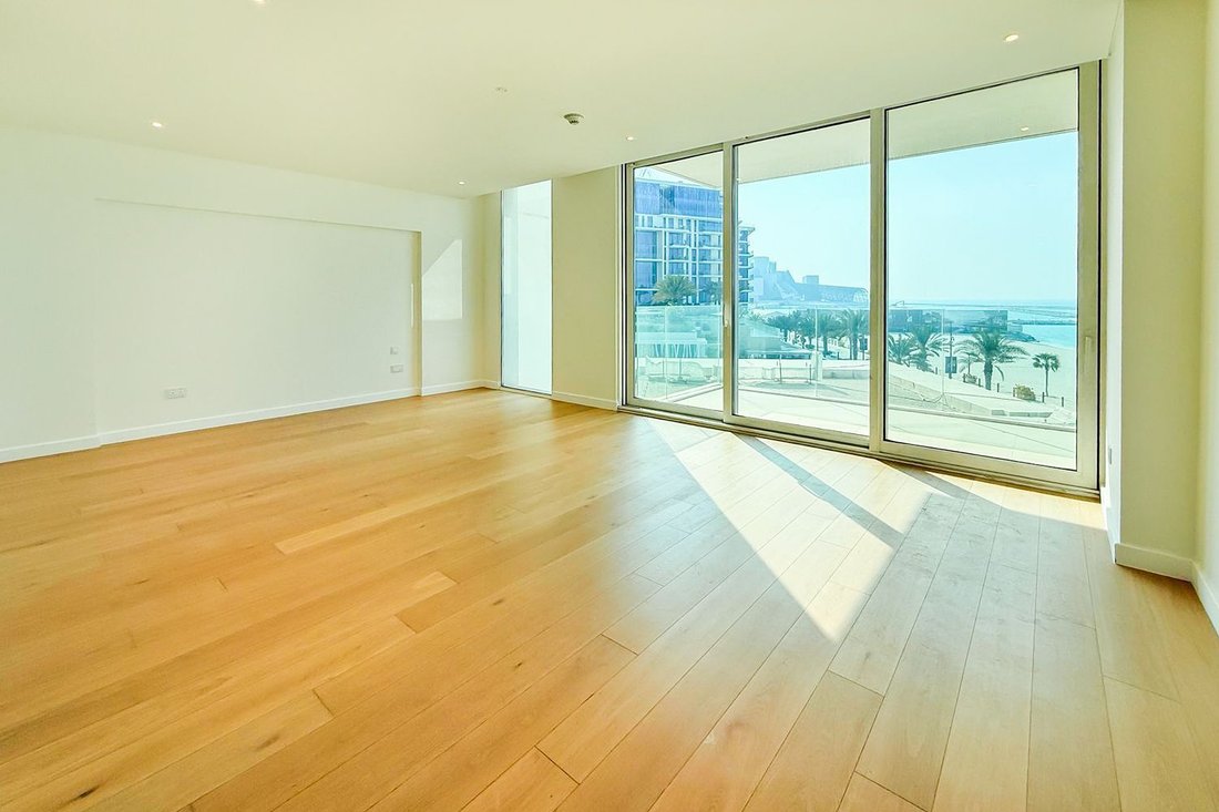 Condo in Al Manhal, Abu Dhabi, United Arab Emirates 2 - 18892721