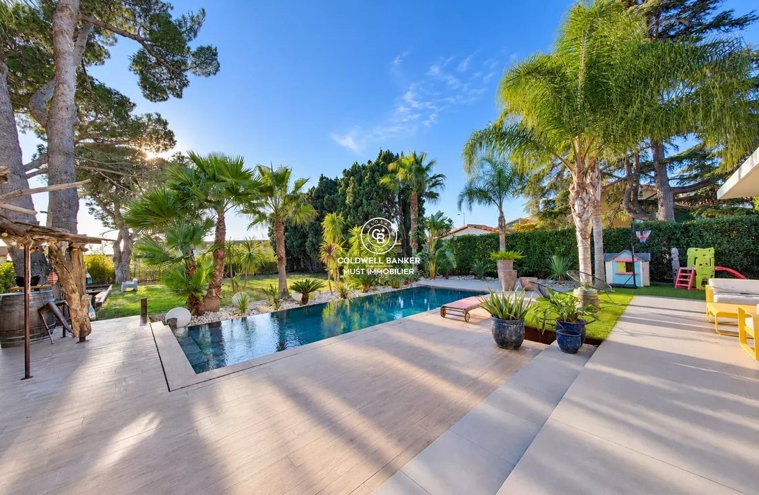 Villa in Les Platanes, Perpignan, France 3 - 17332345