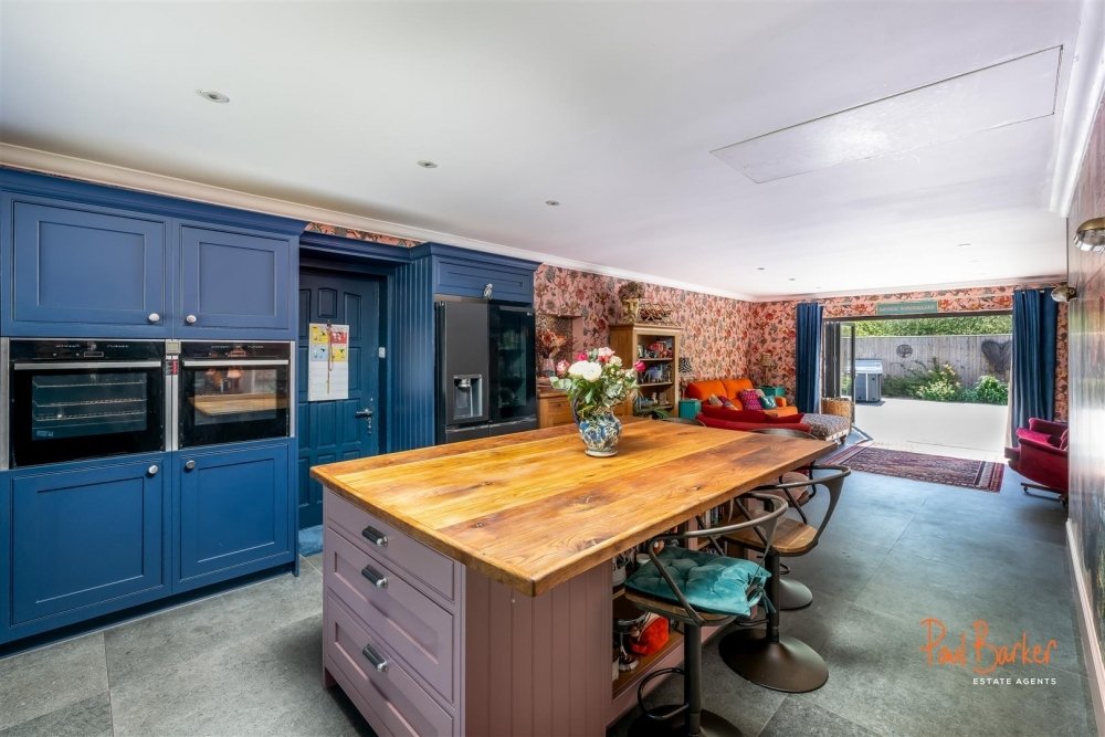 Bungalow in Redbourn, England 2 - 18925384
