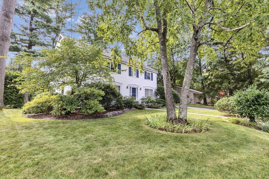House in Manchester, New Hampshire, United States 2 - 18927955