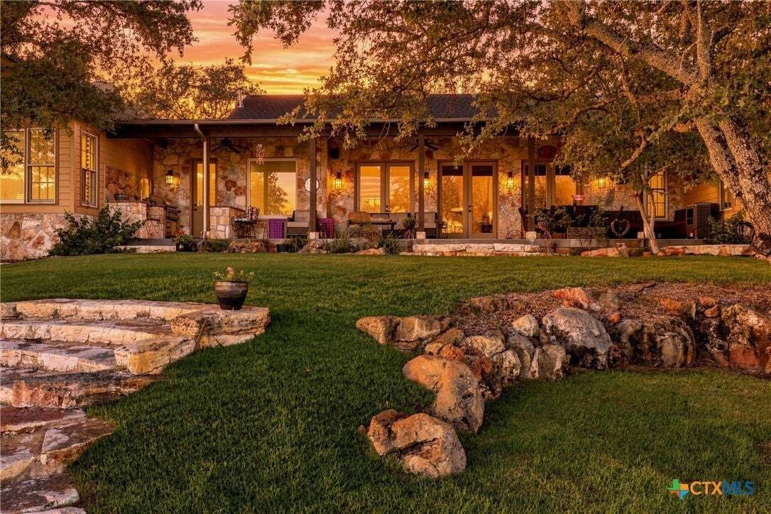 House in Burnet, Texas, United States 2 - 18926036