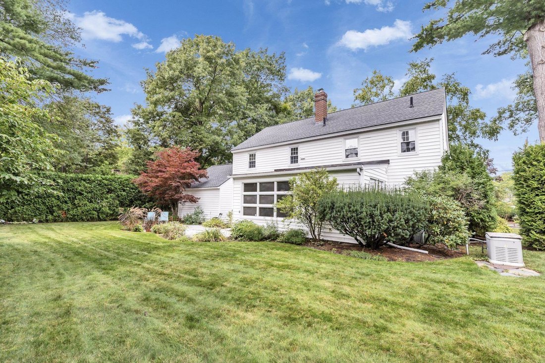 House in Manchester, New Hampshire, United States 5 - 18927955