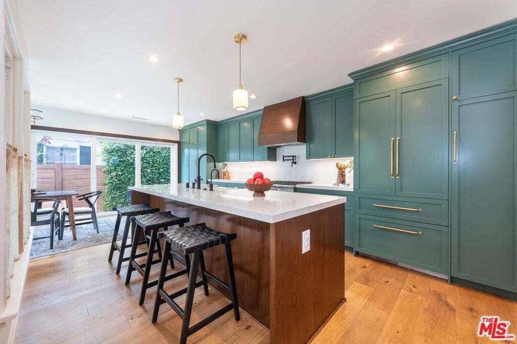 House in Los Angeles, California, United States 1 - 18925013
