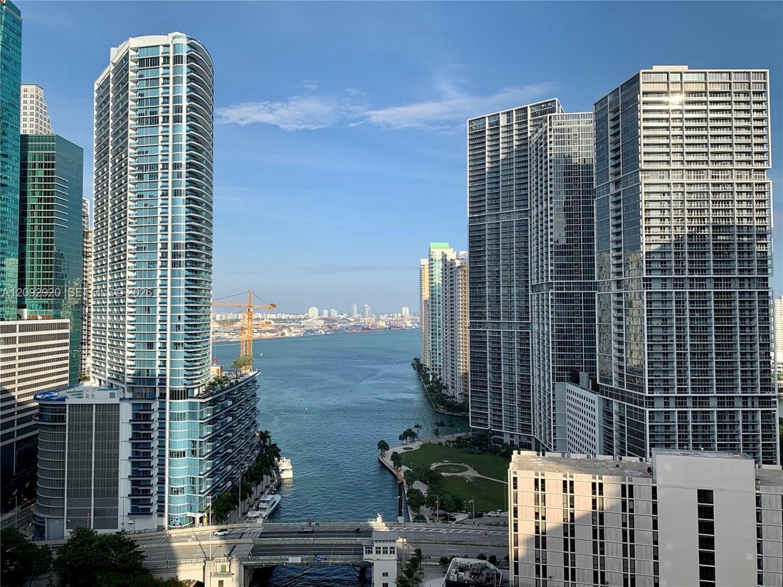 Condo in Miami, Florida, United States 1 - 18926744