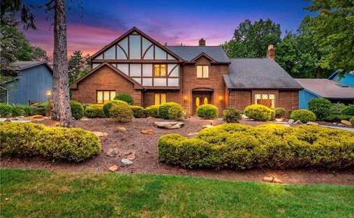 House in Brecksville, Ohio, United States 1