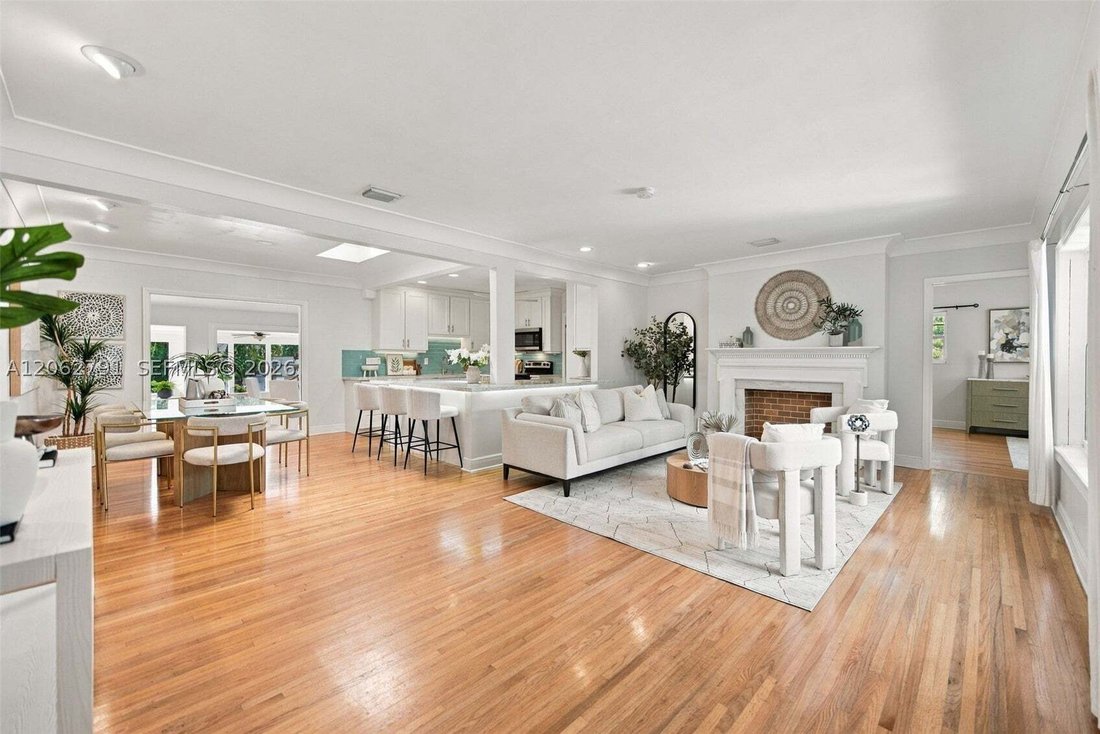 House in Miami, Florida, United States 4 - 18562014