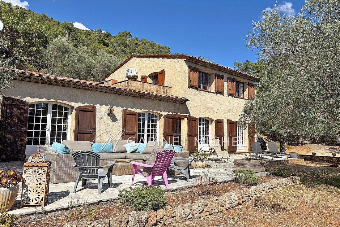 Villa in Spéracèdes, Provence-Alpes-Côte d'Azur, France 1 - 18391603