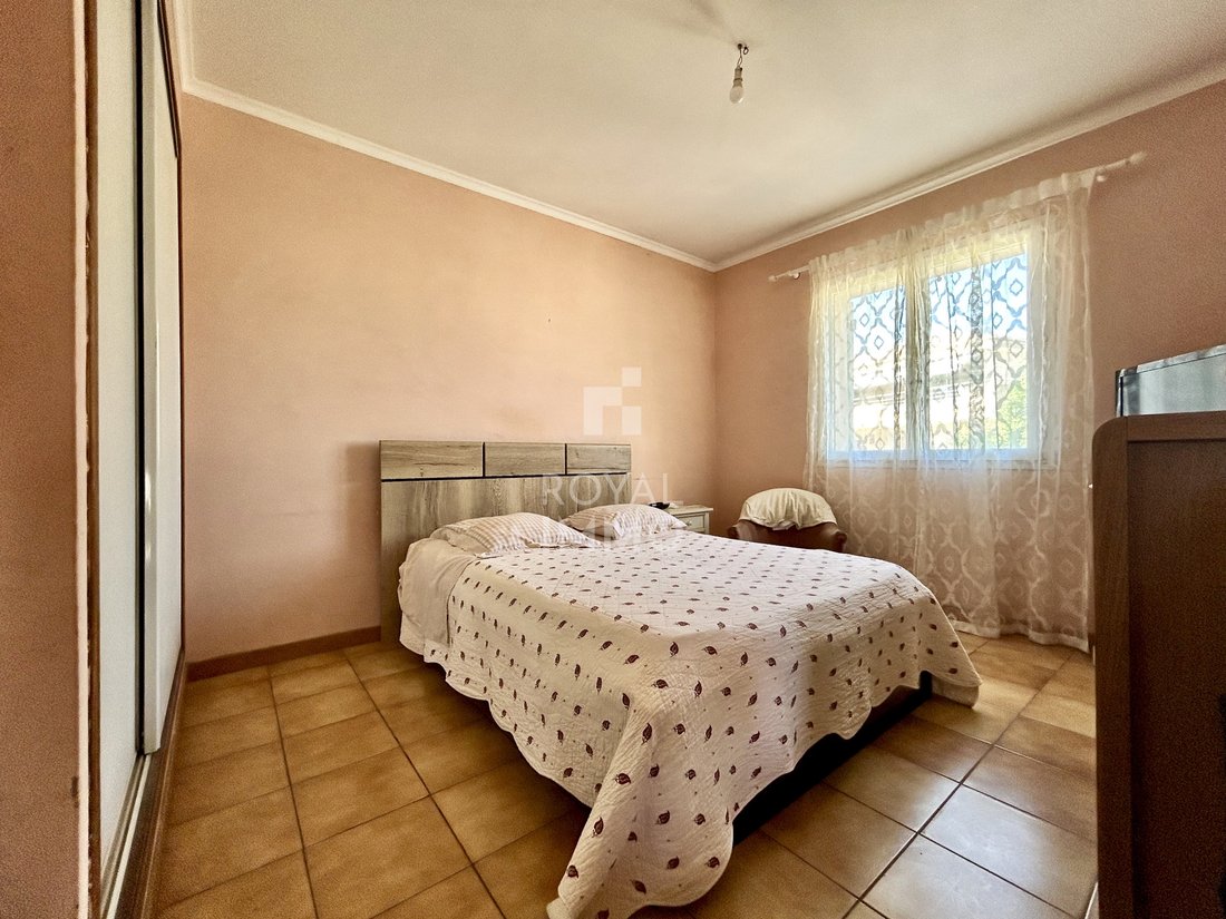 House in La Crau, Provence-Alpes-Côte d'Azur, France 4 - 18927466