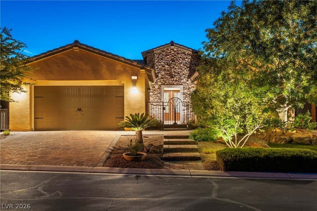 House in Henderson, Nevada, United States 1 - 18925662