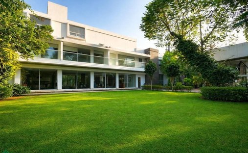 House in Rincón Verde, State of Mexico, Mexico 1