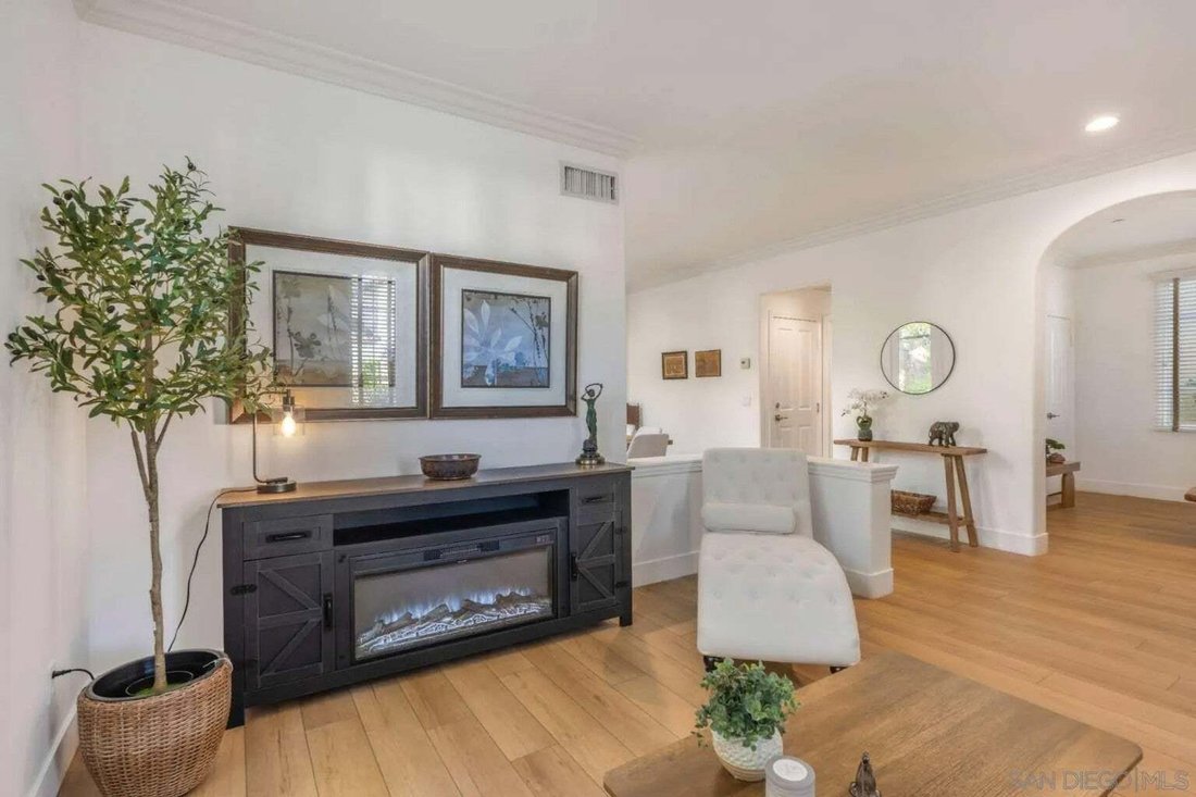 Condo in Irvine, California, United States 3 - 18926160