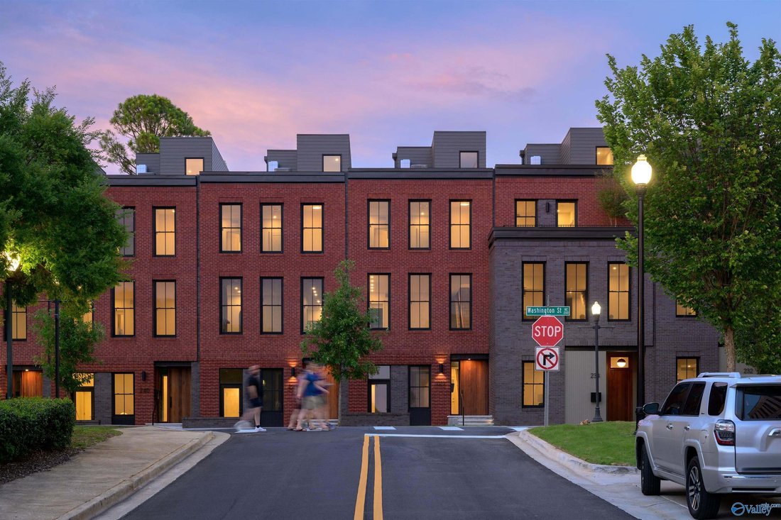 Townhouse in Redstone Arsenal, Alabama, United States 1 - 17681229