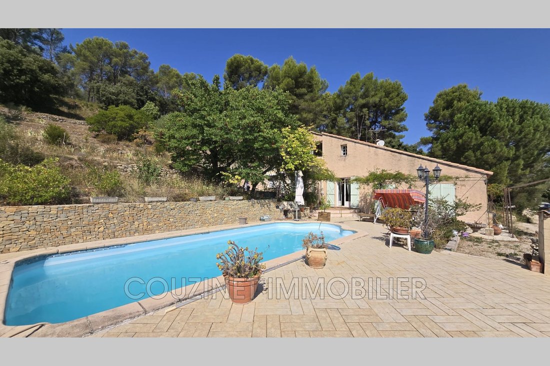 Villa a Le Castellet, Provenza-Alpi-Costa Azzurra, Francia 1 - 18896975