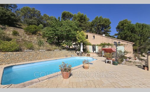 Villa in Le Castellet, Provence-Alpes-Côte d'Azur, France 1