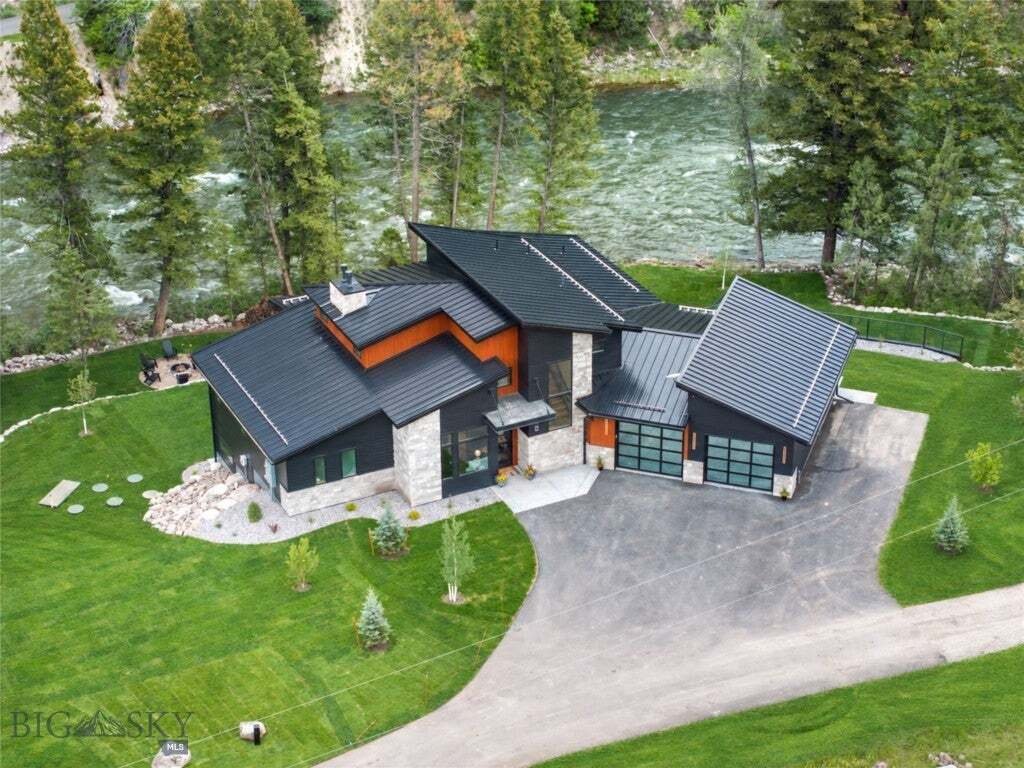 House in Gallatin Gateway, Montana, United States 1 - 18926834