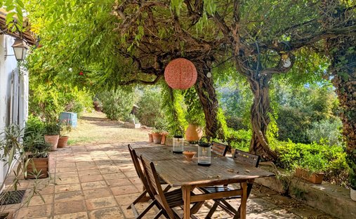 Country House in Taradeau, Provence-Alpes-Côte d'Azur, France 1