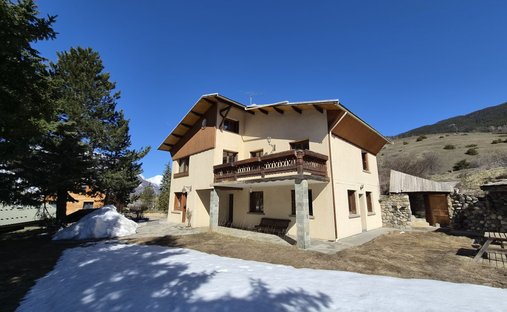House in Saint-Chaffrey, Provence-Alpes-Côte d'Azur, France 1