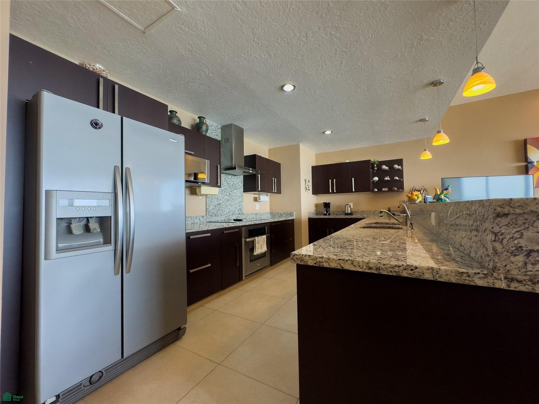 Condo in Mazatlán, Sinaloa, Mexico 2 - 18517241