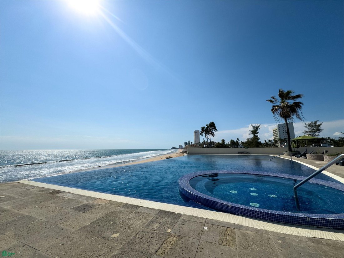Condo in Mazatlán, Sinaloa, Mexico 1 - 18517241
