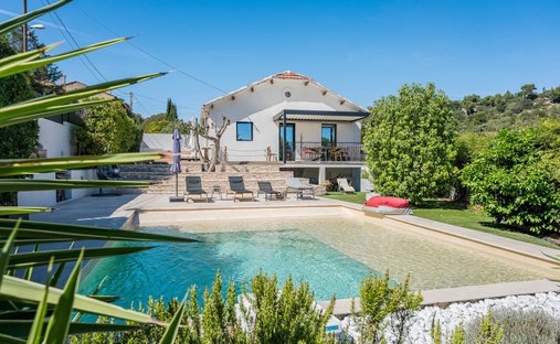 Villa in La Valentine, Marseille, Provence-Alpes-Côte d'Azur 1