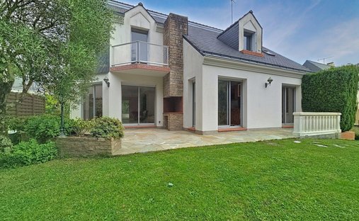 House in Bourg Nord, Orvault, France 1