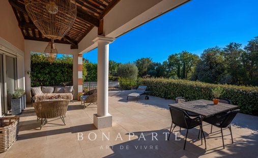 Villa en Mougins, Provenza-Alpes-Costa Azul, Francia 1