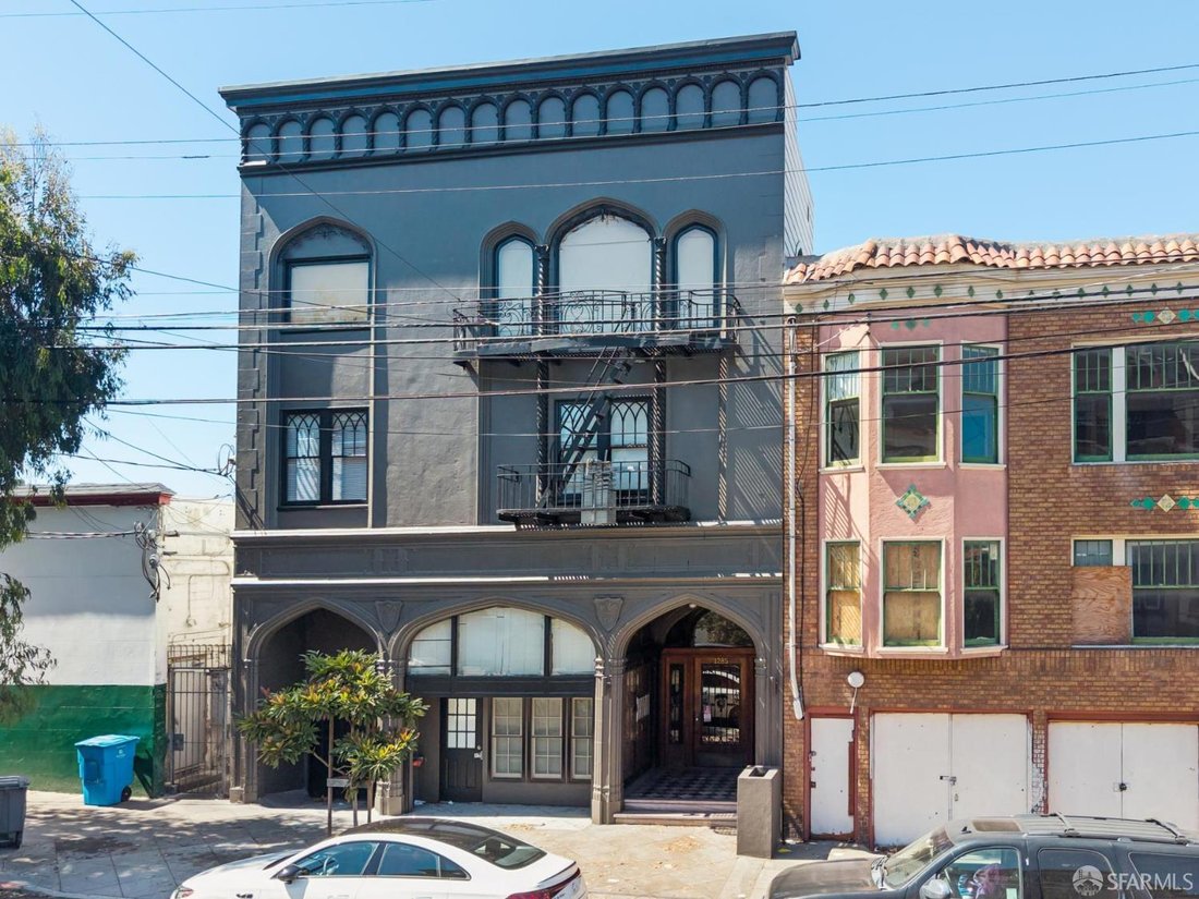 San Francisco, California, United States 1 - 18925105