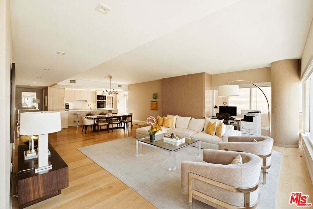 Condo in Los Angeles, California, United States 4 - 18925033