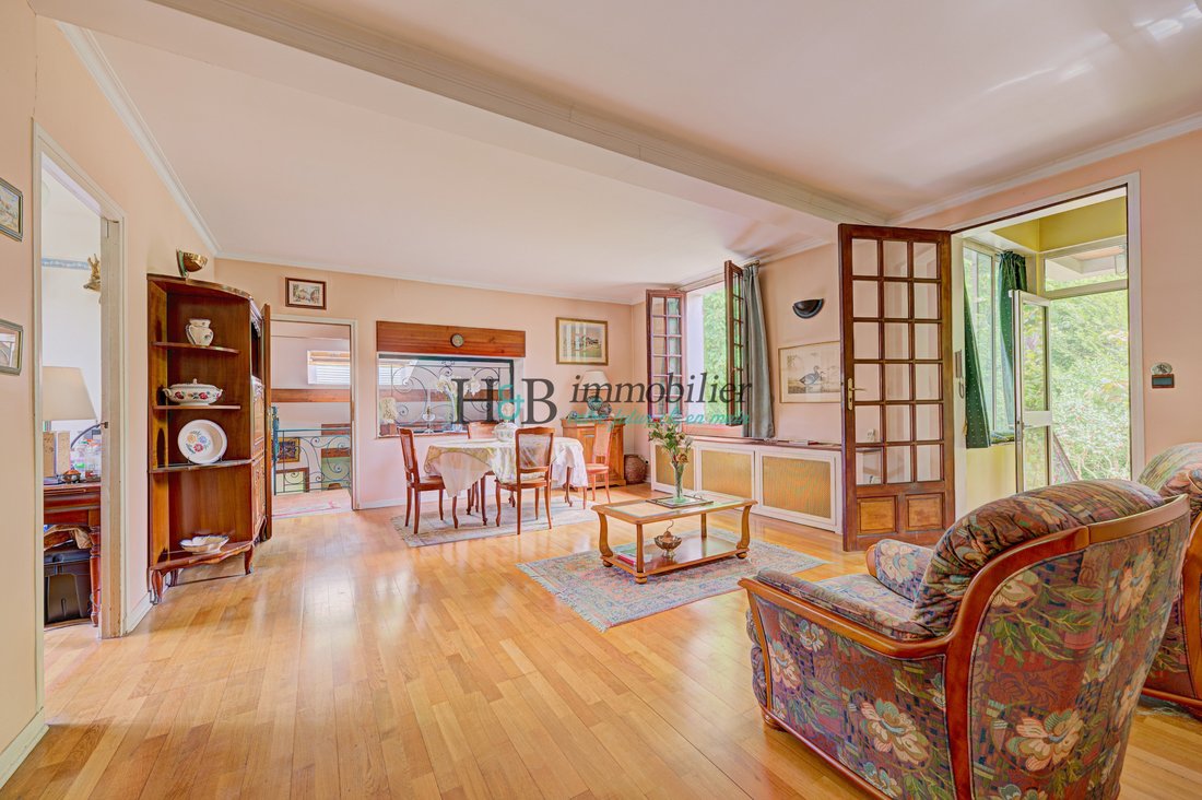 House in Marly-le-Roi, Ile-de-France, France 4 - 18927395