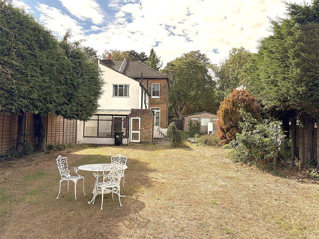 House in Shortlands, Bromley, England 3 - 18925422